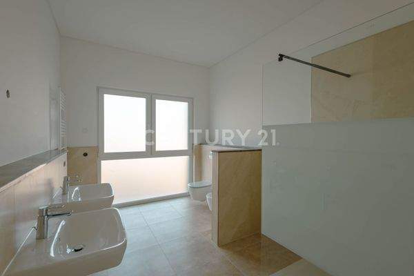 Vollbad mit Bidet und Walk In Dusche