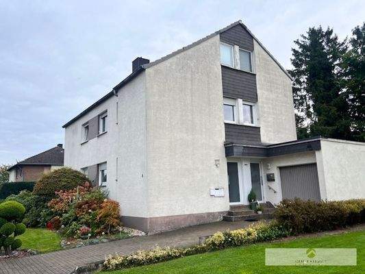 Eingangsbereich zum Dreifamilienhaus