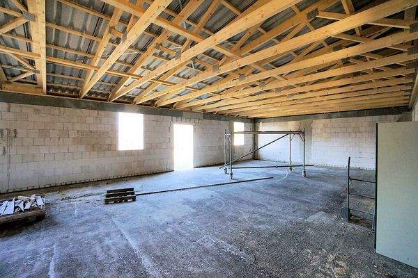 Linke kleine Halle (7).jpg