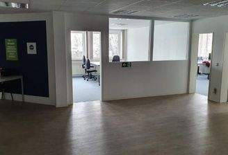 Blick vom Flur zum Büro I