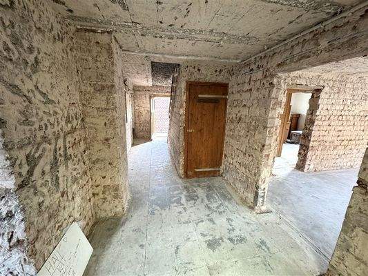 Erdgeschoss, Blick zum Hintereingang