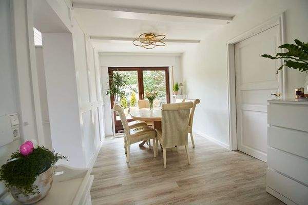 fe4d2a71-2356-4f72-afa1-b0b564765bba