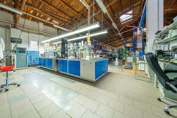 Produktionshalle (Gebäude 2)