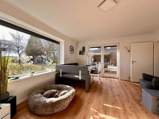 Weitblick und Lebensgefühl mit direktem Zugang auf die Terrasse