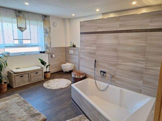 PHOTO-2025-10-11-15-27-31 (7).jpg