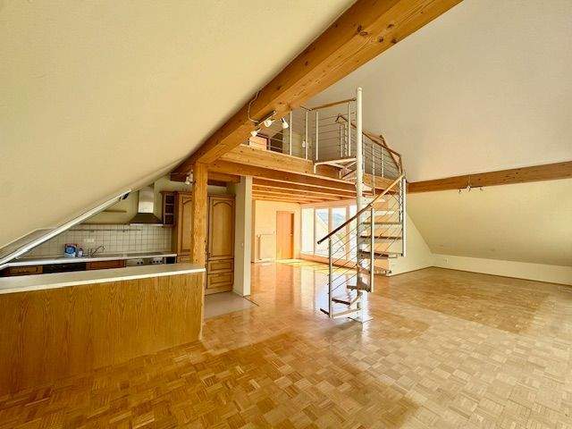 Maisonette-Wohnung mit Balkon und atemberaubender Aussicht - Foto 1