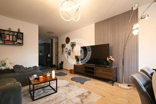 Wohn-/ Esszimmer (Blick 2)