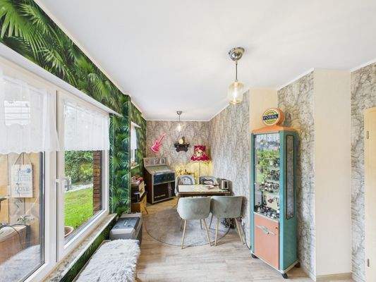 CAM03784G0-PR0091-STILL018