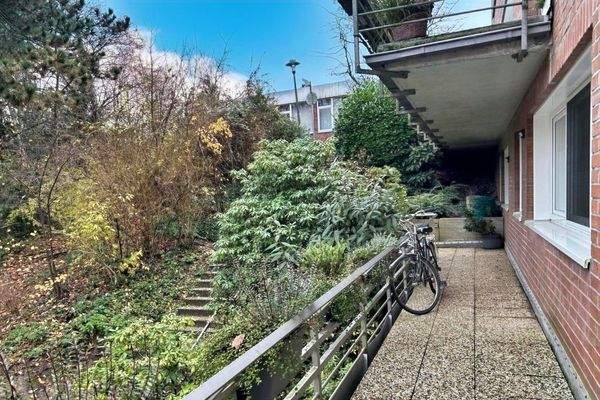 Laubengang zum Wohnungseingang