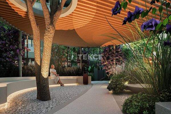 Flats in a Complex with Indoor and Outdoor Pool in Antalya