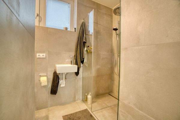 DSC09917_hdr (1).jpg