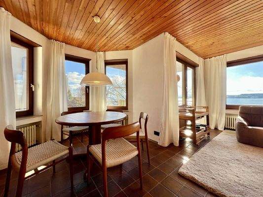 Großer Wohn-/Essbereich mit fantastischem Seeblick