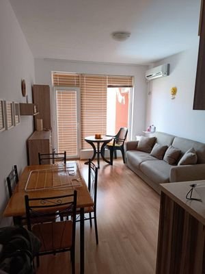 ID 12167 Studio-Apartment in Sunny Day 6