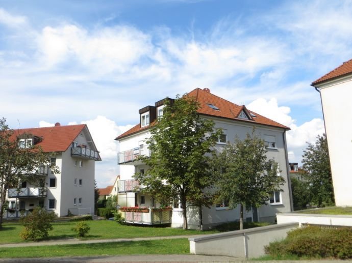 Schöne 3-R -Wohnung mit großem
