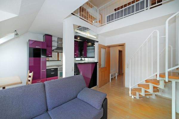 Blick vom Wohnzimmer zur Galerie