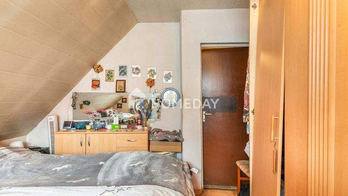 2. OG Schlafzimmer 2