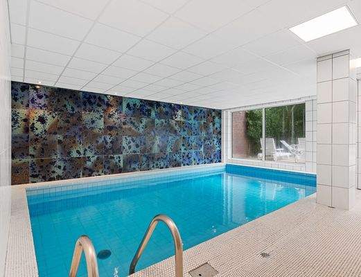 Gemeinschaftspool mit Sauna und...