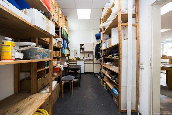 Lager im rückwärtigen Bereich