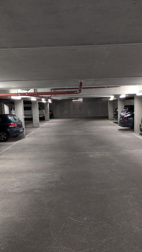 Nürnberg Garage, Nürnberg Stellplatz