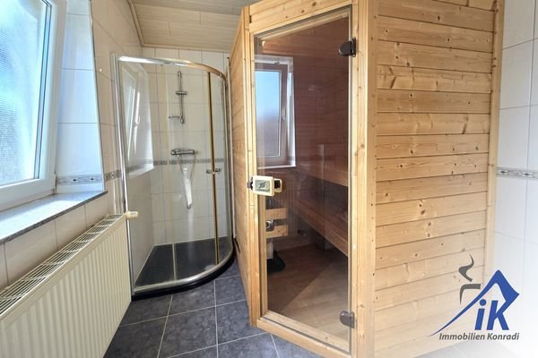 Badezimmer DG