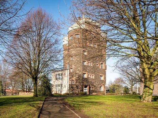 Historischer Brückenturm