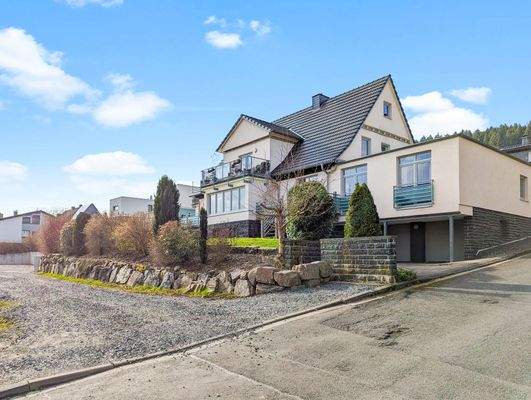 Mehrfamilienhaus - Werz Immobilien