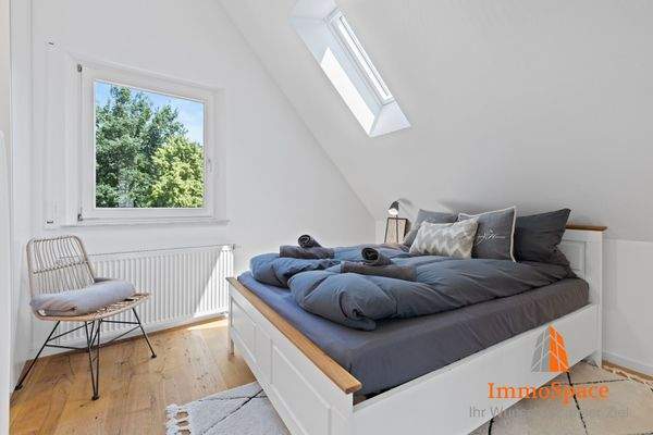 Blick ins Schlafzimmer