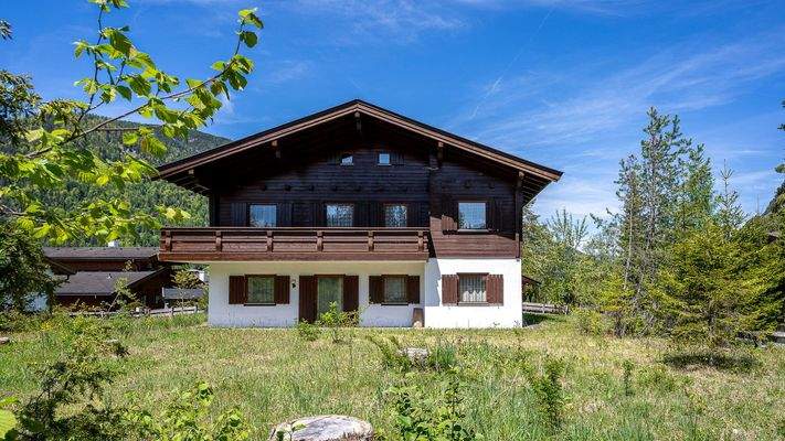 KITZIMMO-Haus mit zusätzlichem Baugrund kaufen - Immobilien St. Ulrich am Pillersee.