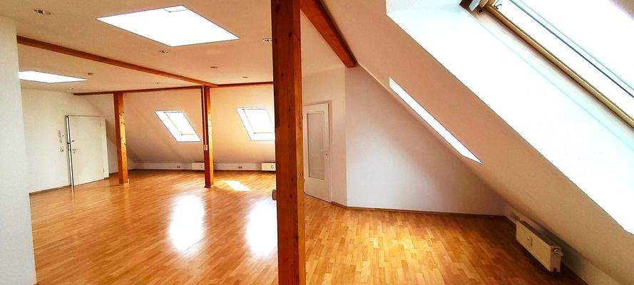 Zentraler Hauptraum (2)