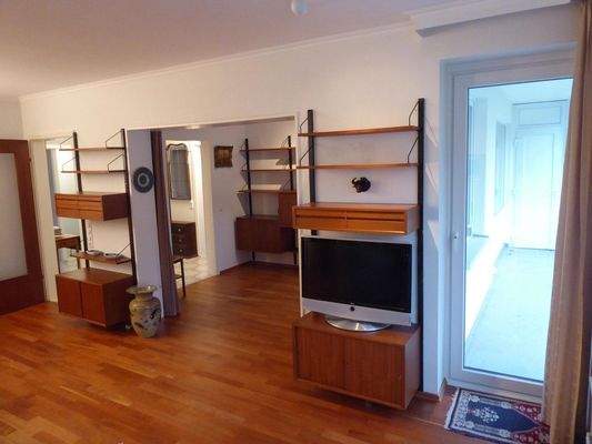 Wohnzimmer, 1/2 Zi., Balkontür