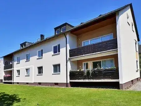 Gartenansicht Zugang Wohnung 