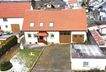 Vorderseite Wohnhaus mit Doppelgarage