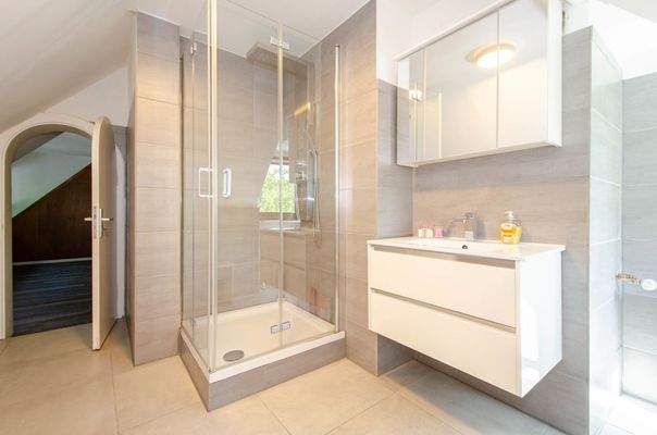 Badezimmer erstes OG