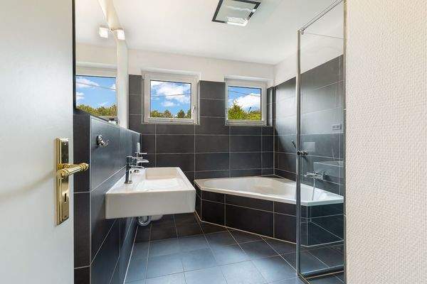 Badezimmer Erdgeschoss