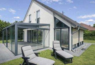 Haus mit 2 Wintergärten