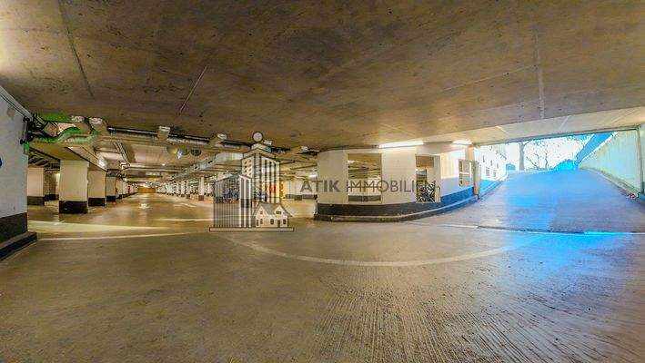 Hauseigene Tiefgarage