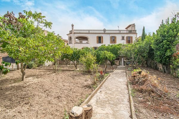 IMPRESIONANTE CASA DE PUEBLO CON POTENCIAL EN SANTA EUGENIA (4)