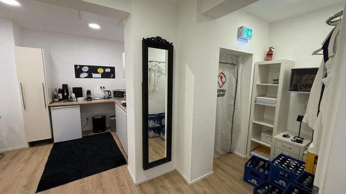 Küche/Mitarbeiter/EDV