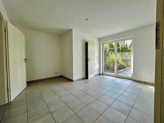 Hauswirtschaftsraum mit Gartenzugang