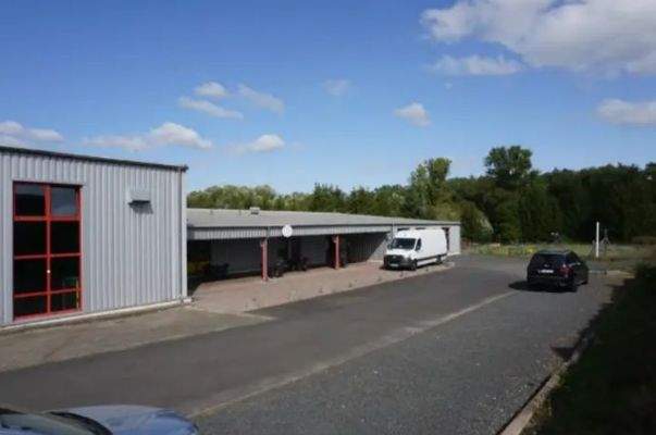 Gebäude, Vorderseite 