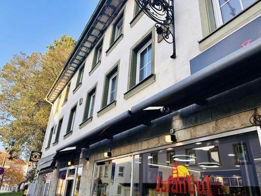 Gebäudevorderansicht