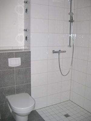 Badezimmer Ansicht Dusche