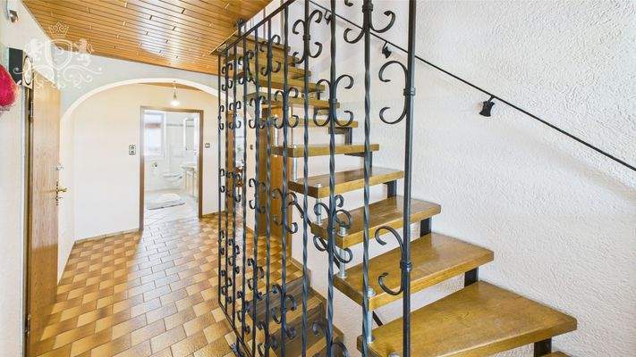 CAM01984G0-PR0471-STILL024