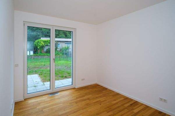 Schlaf-/Arbeitsraum EG