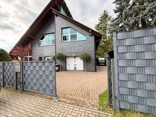 Zufahrt Garage