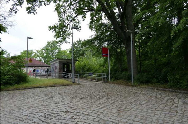 nah gelegener Bahnhof.png