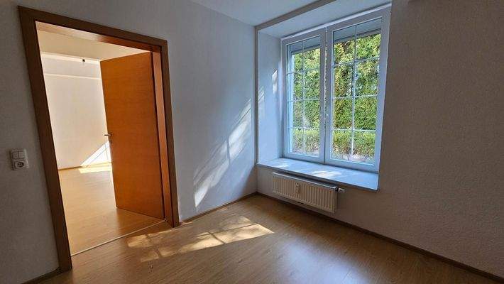 20250820_100455_resized