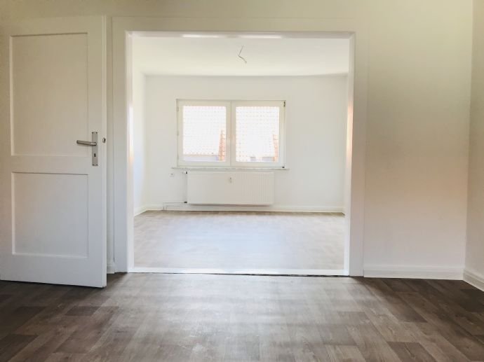 VERFÜGBAR: Geräumige 3-Zimmer Wohnung in Schulnähe sucht neue Mieter!