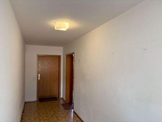 Hausflur mit Stellfläche