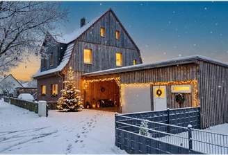 Frohe Weihnachten und willkommen (KI generiert)